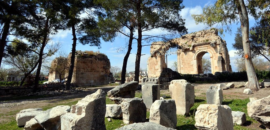 Anavarza – Antike Stadt Anazarbos
